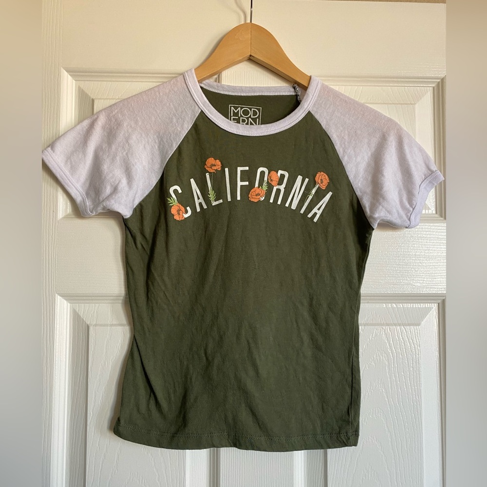 Modern Lux California Graphic Baby Tee Olive Green Raglan T-Shirt Junior Small